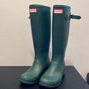 Hunter Rain boots, the Original Tour, hunter green, size US 7.
